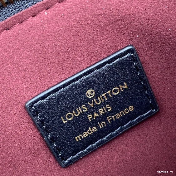 WIS NÉONOÉ LOUIS VUITTON 1110